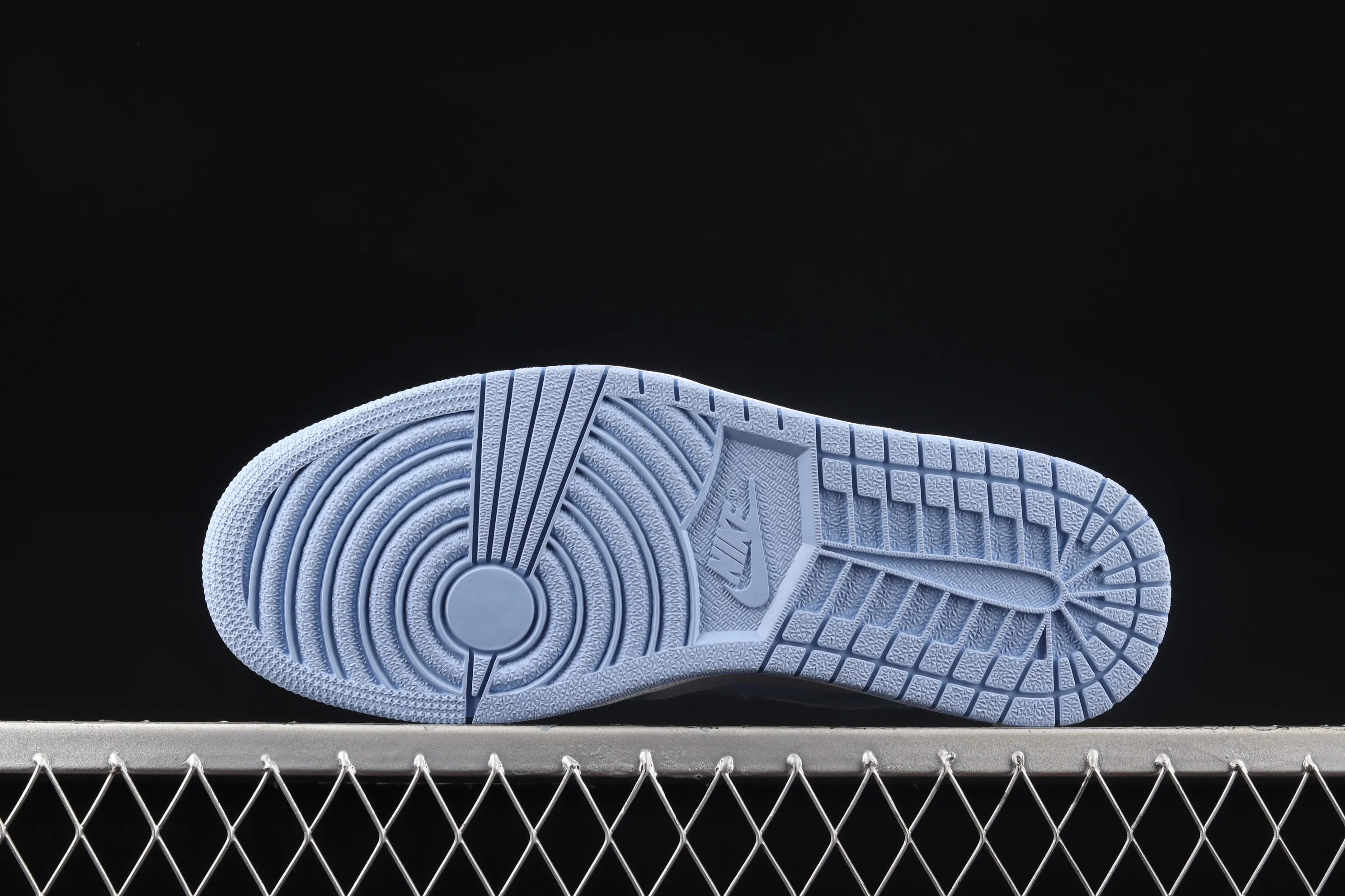 All categories Air Jordan Jordan series basketball shoes Air Jordan 1 Low G version pure original Air Jordan 1 Low AJ1 Joe 1 University blue ice blue gray low-top casual sneakers DC0774-050